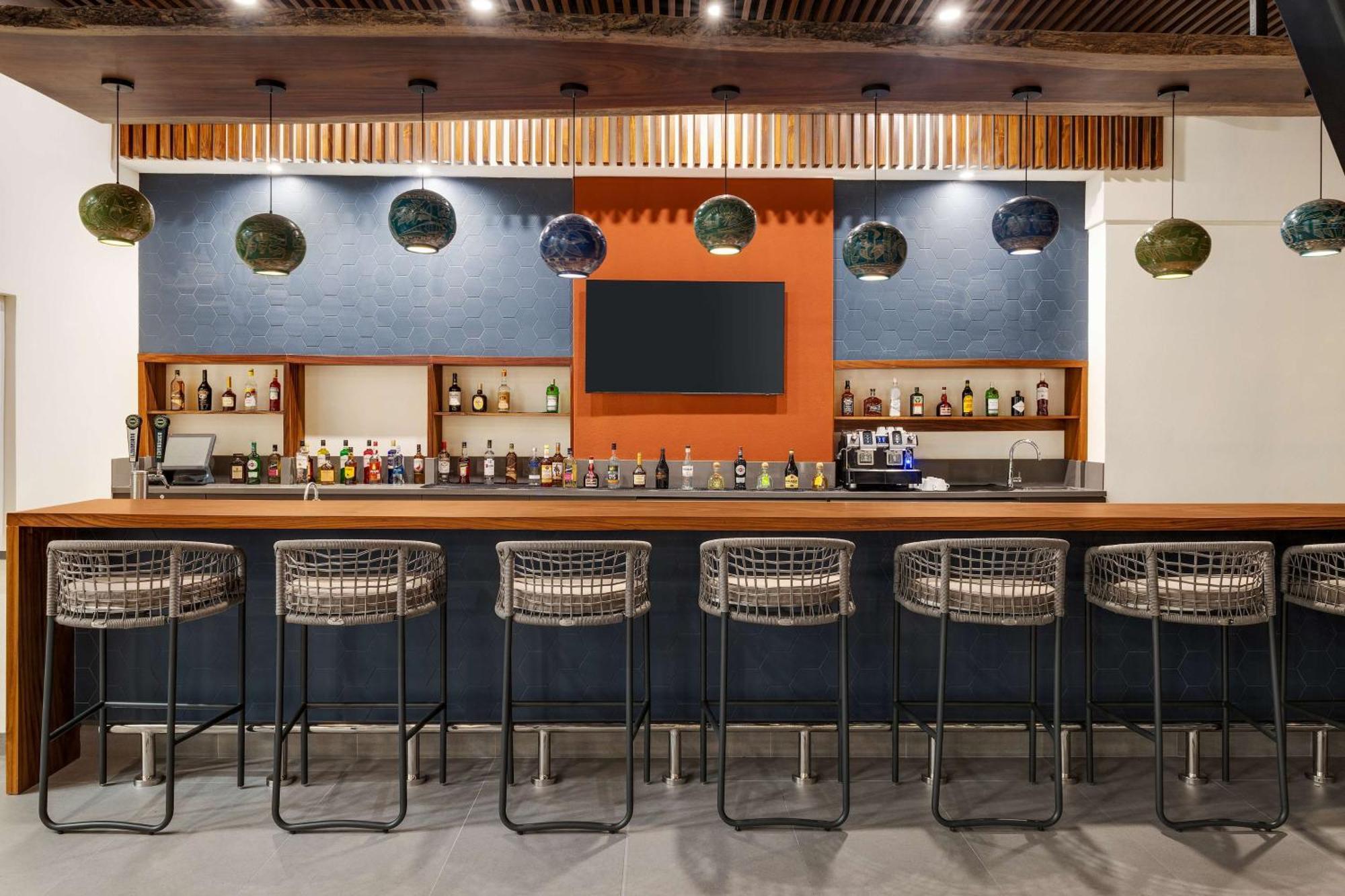 Hampton By Hilton Guanacaste Airport Hotel Либерия Екстериор снимка