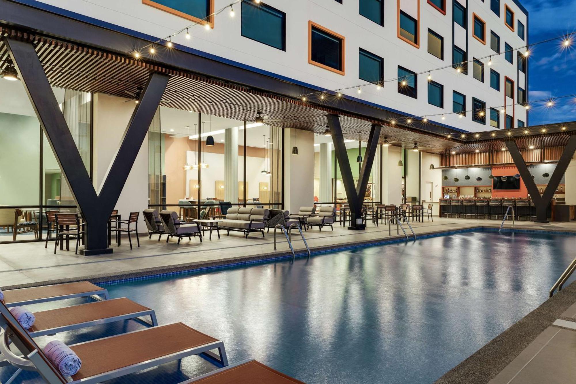 Hampton By Hilton Guanacaste Airport Hotel Либерия Екстериор снимка